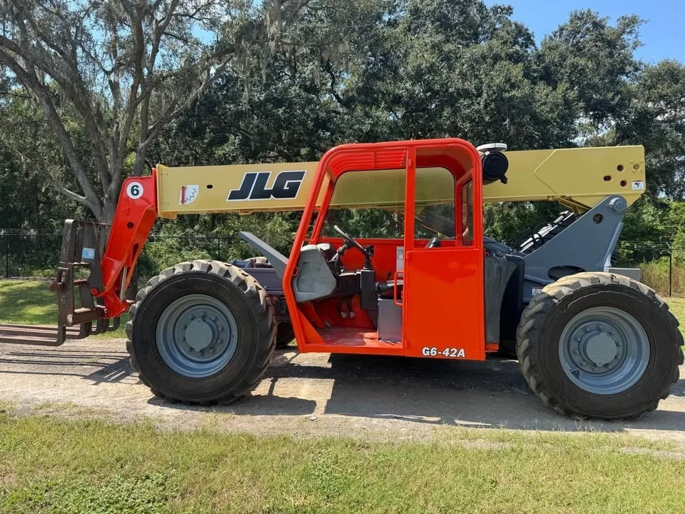 JLG G6-42 Telhandler - 42 Reach - Quick Attach